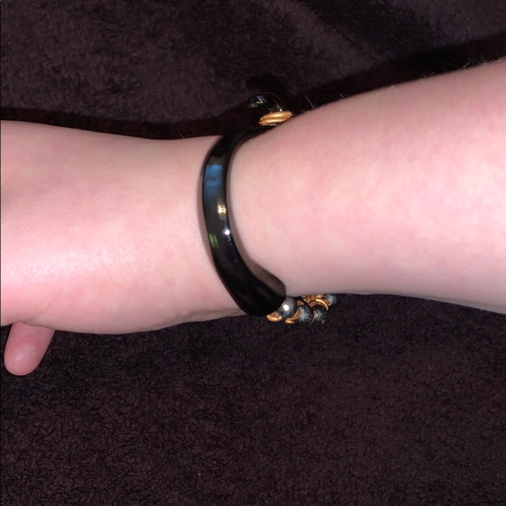 Bracelets - Picture 2 of 4